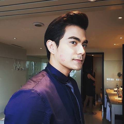 ฌอห์ณ เลิฟซีน โดนัท จัดหนัก ไม่กลัวคนติดภาพเพลย์บอย ฌอห์ณ เลิฟซีน โดนัท จัดหนัก ไม่กลัวคนติดภาพเพลย์บอย