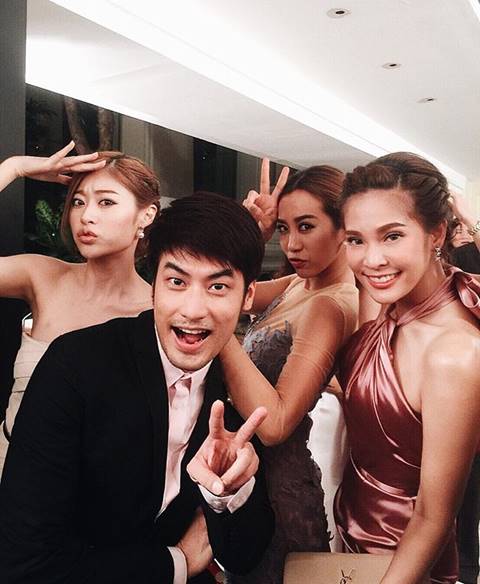 ยอร์ช ฤกษ์ชัย - การ์ตูน มินท์ธิตา ฉลองวิวาห์หวาน อายุห่าง 17 ปี ไม่มีปัญหา ยอร์ช ฤกษ์ชัย - การ์ตูน มินท์ธิตา ฉลองวิวาห์หวาน อายุห่าง 17 ปี ไม่มีปัญหา