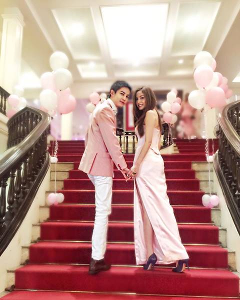 กอล์ฟ ขวัญ เมินคนมองตัวติดกันมากไป บอกไม่ได้ทำอะไรไม่ดี กอล์ฟ ขวัญ เมินคนมองตัวติดกันมากไป บอกไม่ได้ทำอะไรไม่ดี