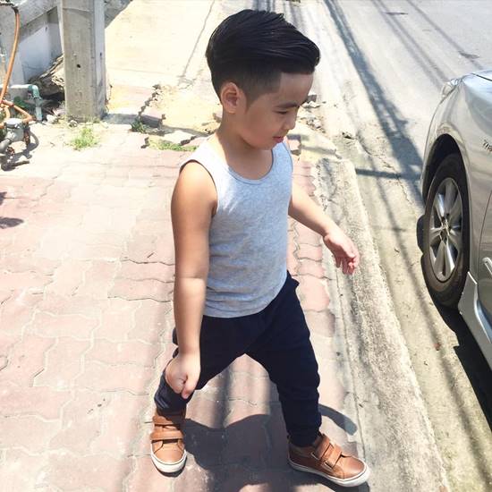 น้องออก้า ลูกชายเปิ้ล นาคร ตัดผมแล้วหล่อเฟี้ยวฟ้าว รัศมีโอปป้าแผ่ซ่าน น้องออก้า ลูกชายเปิ้ล นาคร ตัดผมแล้วหล่อเฟี้ยวฟ้าว รัศมีโอปป้าแผ่ซ่าน