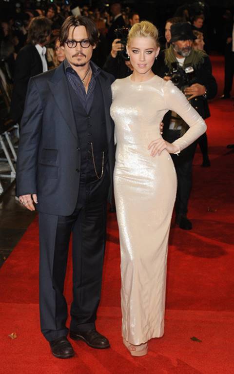 แอมเบอร์ เฮิร์ด ผวา จอห์นนี่ เด็ปป์ ทำร้ายหน้าช้ำ เดินหน้าพึ่งศาลสั่งห้ามเข้าใกล้ แอมเบอร์ เฮิร์ด ผวา จอห์นนี่ เด็ปป์ ทำร้ายหน้าช้ำ เดินหน้าพึ่งศาลสั่งห้ามเข้าใกล้