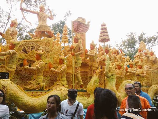 วันเข้าพรรษา 2559 ทั่วไทยคึกคัก แห่เทียนพรรษา อุบลราชธานี สุดอลังการ วันเข้าพรรษา 2559 ทั่วไทยคึกคัก แห่เทียนพรรษา อุบลราชธานี สุดอลังการ