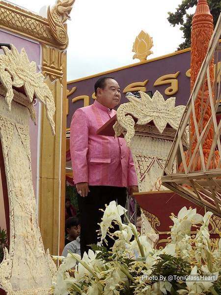 วันเข้าพรรษา 2559 ทั่วไทยคึกคัก แห่เทียนพรรษา อุบลราชธานี สุดอลังการ วันเข้าพรรษา 2559 ทั่วไทยคึกคัก แห่เทียนพรรษา อุบลราชธานี สุดอลังการ