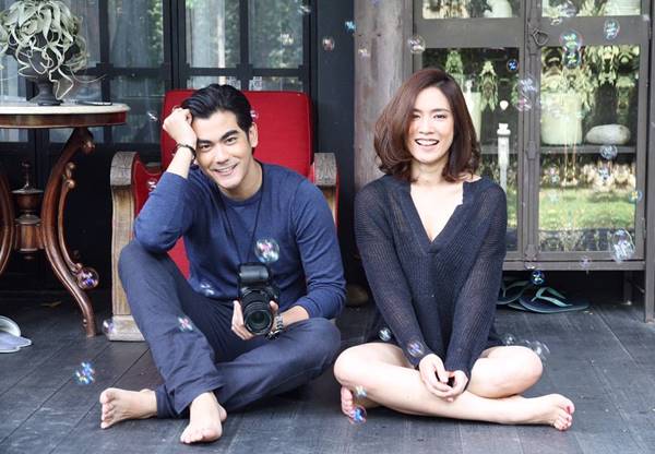 ฌอห์ณ เลิฟซีน โดนัท จัดหนัก ไม่กลัวคนติดภาพเพลย์บอย ฌอห์ณ เลิฟซีน โดนัท จัดหนัก ไม่กลัวคนติดภาพเพลย์บอย