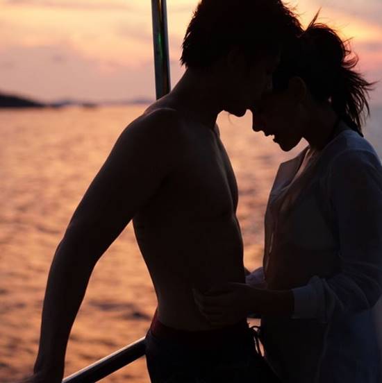 คิมเบอร์ลี่ โดนดราม่าถล่มไอจี ติงลงภาพสวีท หมาก ถี่ยิบจนเกินงาม คิมเบอร์ลี่ โดนดราม่าถล่มไอจี ติงลงภาพสวีท หมาก ถี่ยิบจนเกินงาม