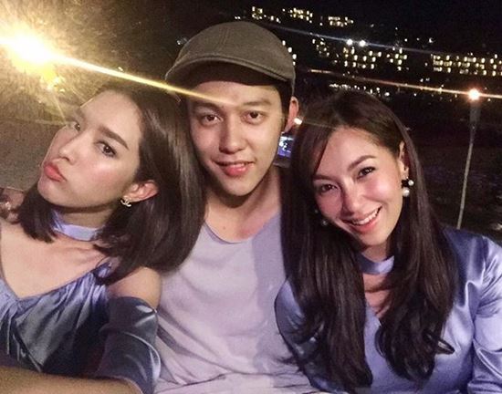 โบ ธัญญะสุภางค์ - เอก ฉลองวิวาห์ริมชายหาด เพื่อนดาราช่อง 3 - ช่อง 7 ร่วมยินดี โบ ธัญญะสุภางค์ - เอก ฉลองวิวาห์ริมชายหาด เพื่อนดาราช่อง 3 - ช่อง 7 ร่วมยินดี