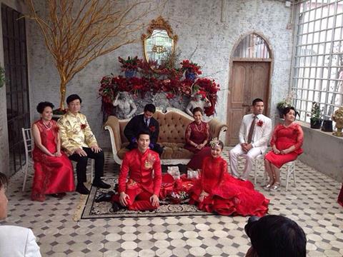 บี้ กุ๊บกิ๊บ เข้าพิธีแต่งงานแบบจีน มาในชุดสีแดงเจิดจ้า เริ่มต้นบทแรกของชีวิตคู่ บี้ กุ๊บกิ๊บ เข้าพิธีแต่งงานแบบจีน มาในชุดสีแดงเจิดจ้า เริ่มต้นบทแรกของชีวิตคู่
