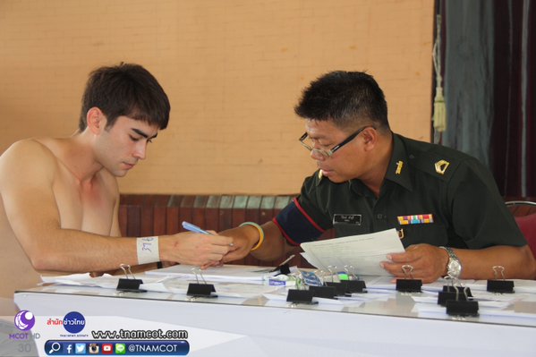 หลุยส์ เฮสดาร์ซัน ดาราช่อง 7 ไม่ขอจับใบดำ-ใบแดง เต็มใจสมัครทหารเกณฑ์ หลุยส์ เฮสดาร์ซัน ดาราช่อง 7 ไม่ขอจับใบดำ-ใบแดง เต็มใจสมัครทหารเกณฑ์