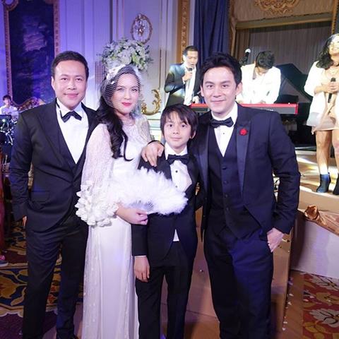 น้องอชิ ฟลุค นาตาลี ร่วมยินดี งานแต่ง โบว์ แบงค์ น้องอชิ ฟลุค นาตาลี ร่วมยินดี งานแต่ง โบว์ แบงค์