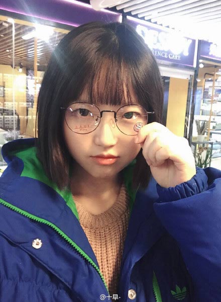 ตะลึง ! สาวจีนวัย 38 หน้าใสสวยเอ๊าะ บอกเป็นเด็ก 16 ก็ยังเชื่อ ตะลึง ! สาวจีนวัย 38 หน้าใสสวยเอ๊าะ บอกเป็นเด็ก 16 ก็ยังเชื่อ