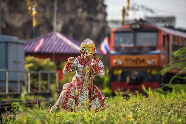 หนุมาน เอาด้วย ! ตะลุยเที่ยวเมืองไทย ลั้ลลาในลพบุรี งานดีไม่แพ้ #ทศกัณฐ์ หนุมาน เอาด้วย ! ตะลุยเที่ยวเมืองไทย ลั้ลลาในลพบุรี งานดีไม่แพ้ #ทศกัณฐ์