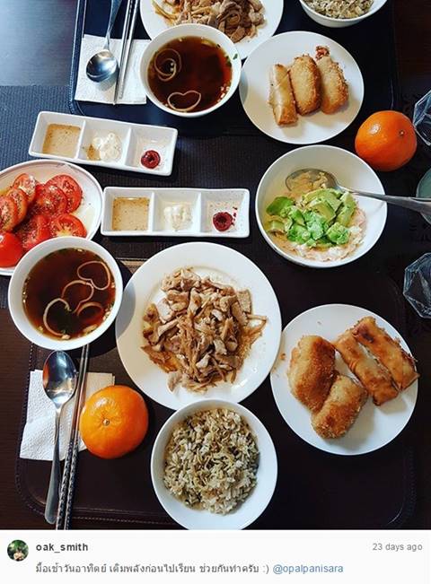 10 ภาพจานเด็ด หมอโอ๊ค โอปอล์ ผลัดกันเข้าครัวทำอาหาร น่ากินทุกมื้อ !! 10 ภาพจานเด็ด หมอโอ๊ค โอปอล์ ผลัดกันเข้าครัวทำอาหาร น่ากินทุกมื้อ !!