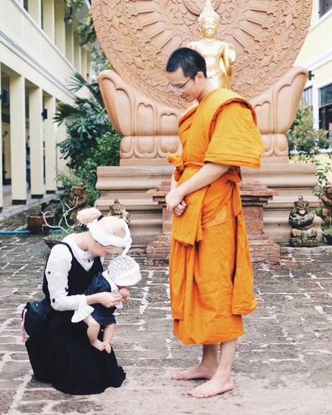 อบอุ่นหัวใจ..กุ๊บกิ๊บ อุ้ม น้องเป่าเปา กราบ พระบี้ ในวันคล้ายวันเกิด อบอุ่นหัวใจ..กุ๊บกิ๊บ อุ้ม น้องเป่าเปา กราบ พระบี้ ในวันคล้ายวันเกิด