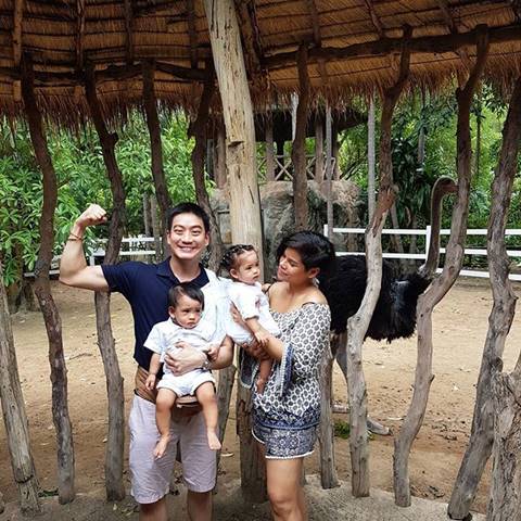 10 ภาพจานเด็ด หมอโอ๊ค โอปอล์ ผลัดกันเข้าครัวทำอาหาร น่ากินทุกมื้อ !! 10 ภาพจานเด็ด หมอโอ๊ค โอปอล์ ผลัดกันเข้าครัวทำอาหาร น่ากินทุกมื้อ !!