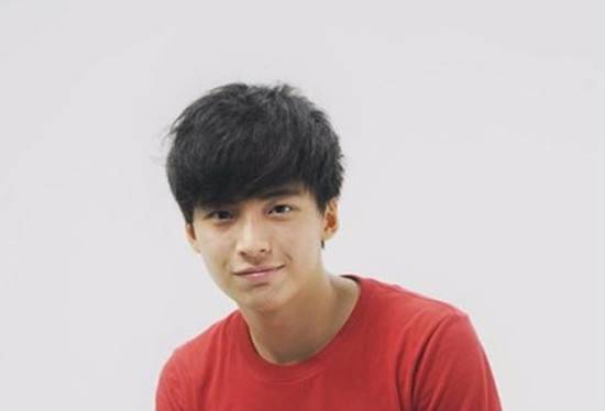 ส่องภาพ ปอนด์ พลวิชญ์ น้องชาย ฟรัง นรีกุล หล่อละมุนมาก ส่องภาพ ปอนด์ พลวิชญ์ น้องชาย ฟรัง นรีกุล หล่อละมุนมาก