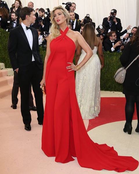 รู้จัก อีวานก้า ทรัมป์ ลูกสาวคนสวยของ โดนัลด์ ทรัมป์ ว่าที่ประธานาธิบดีสหรัฐฯ คนใหม่ รู้จัก อีวานก้า ทรัมป์ ลูกสาวคนสวยของ โดนัลด์ ทรัมป์ ว่าที่ประธานาธิบดีสหรัฐฯ คนใหม่