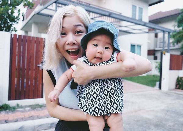 มาดูความแสบของ น้องเป่าเปา ทำเอาคุณแม่กุ๊บกิ๊บ ต้องรีบอุ้มไปหาหมอ !! มาดูความแสบของ น้องเป่าเปา ทำเอาคุณแม่กุ๊บกิ๊บ ต้องรีบอุ้มไปหาหมอ !!