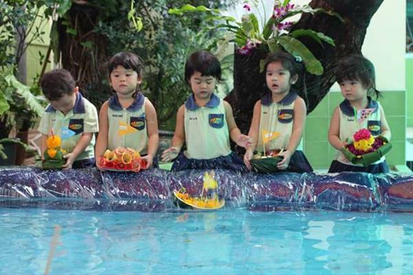 มาดูกัน กระทงแสนสวยของน้องมะลิ มาดูกัน กระทงแสนสวยของน้องมะลิ