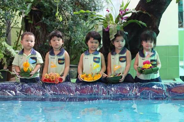 มาดูกัน กระทงแสนสวยของน้องมะลิ มาดูกัน กระทงแสนสวยของน้องมะลิ