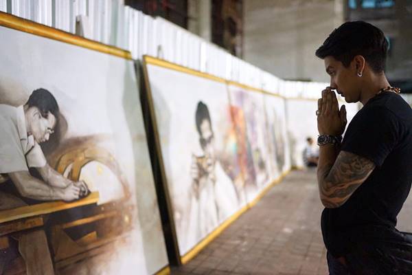 ใบเตย - ดีเจแมน สวมชุดไทยจิตรลดา-ชุดขอเฝ้า ภูมิใจที่เป็นคนไทย ใบเตย - ดีเจแมน สวมชุดไทยจิตรลดา-ชุดขอเฝ้า ภูมิใจที่เป็นคนไทย