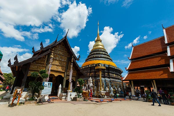 เที่ยวลำปาง วัดพระธาตุลำปางหลวง