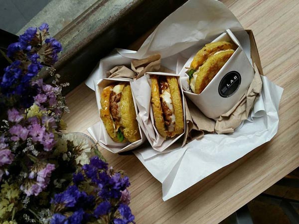 ของกินงาน The Glass by Artbox ของกินงาน The Glass by Artbox