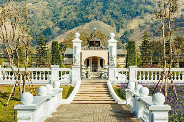 The Blue Sky Garden The Blue Sky Garden