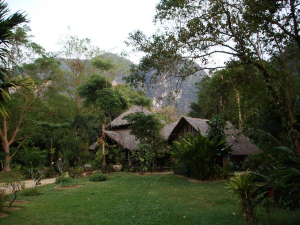 ที่พักเขาสก ที่พักเขาสก