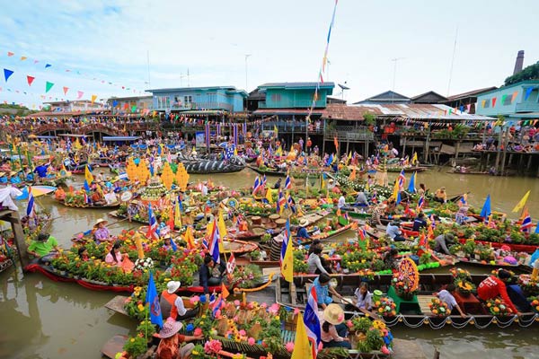 ตลาดลาดชะโด ตลาดลาดชะโด