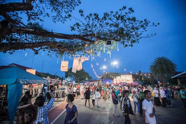 ถนนคนเดินปัตตานี Mon D Market ถนนคนเดินปัตตานี Mon D Market