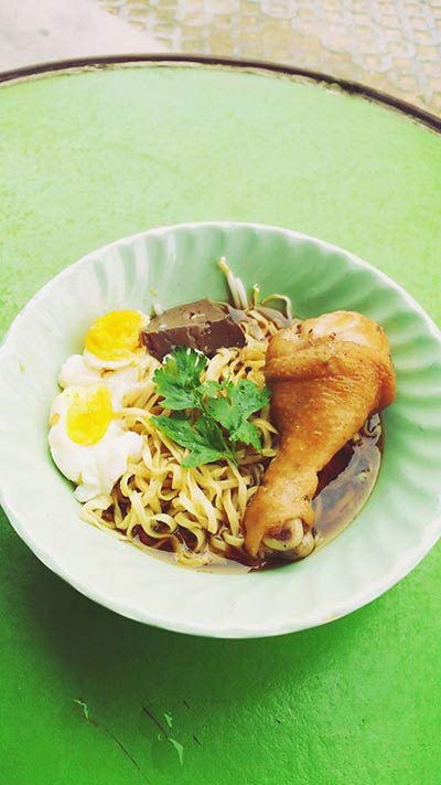 ของอร่อยตลาดนัดเรือบิน ของอร่อยตลาดนัดเรือบิน