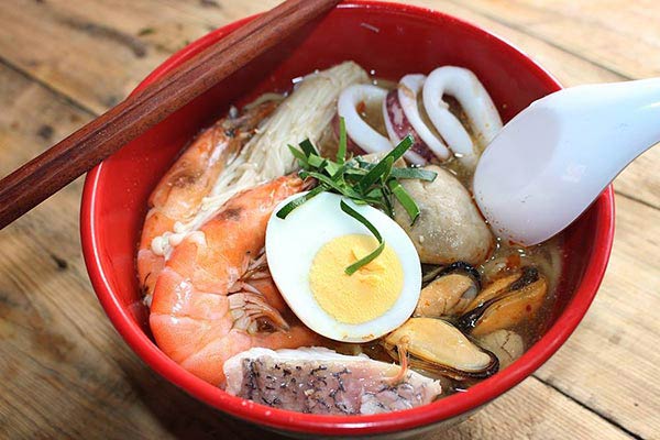 ของอร่อยตลาดนัดเรือบิน ของอร่อยตลาดนัดเรือบิน