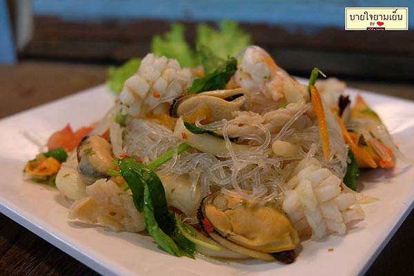 ของอร่อยตลาดนัดเรือบิน ของอร่อยตลาดนัดเรือบิน