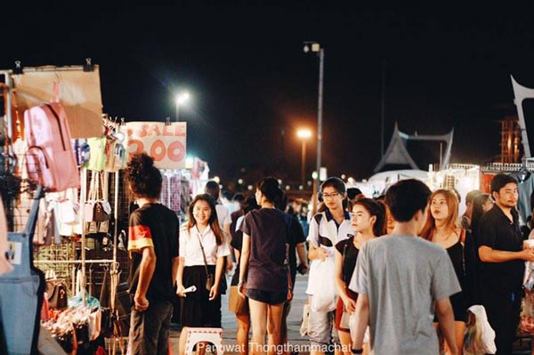 ถนนคนเดิน ถนนคนเดิน