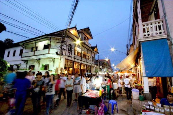 ถนนคนเดิน ถนนคนเดิน