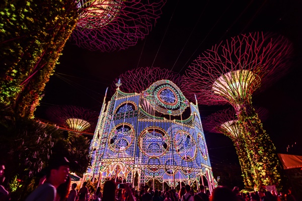 10 เมืองสุดฮอตในเอเชียปี 2015 10 เมืองสุดฮอตในเอเชียปี 2015