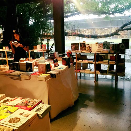 ร้านหนังสือบรรยากาศดี ร้านหนังสือบรรยากาศดี