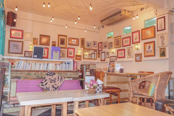 ร้านหนังสือบรรยากาศดี ร้านหนังสือบรรยากาศดี