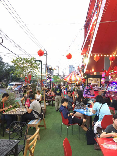 ตลาดนัดกลางคืน กรุงเทพฯ ตลาดนัดกลางคืน กรุงเทพฯ