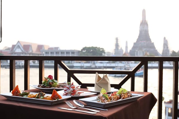 ร้านอาหารริมน้ำ ร้านอาหารริมน้ำ
