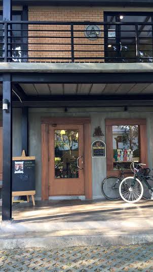 ร้านคาเฟ่จักรยาน ร้านคาเฟ่จักรยาน