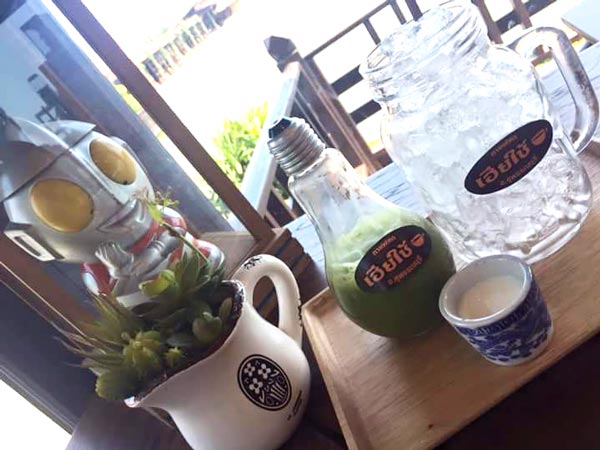 ร้านกาแฟวิวทุ่งนา ร้านกาแฟวิวทุ่งนา