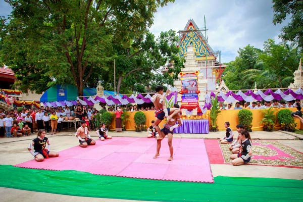 ประเพณียายดอกไม้ สิงห์บุรี ประเพณียายดอกไม้ สิงห์บุรี