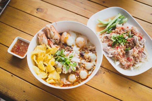 ร้านก๋วยเตี๋ยวต้มยำ ร้านก๋วยเตี๋ยวต้มยำ