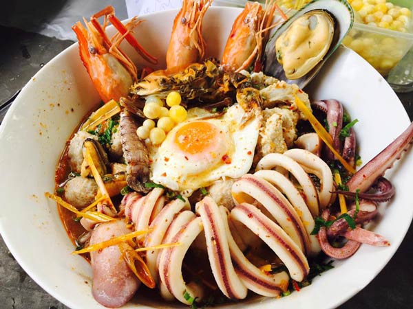 ร้านก๋วยเตี๋ยวต้มยำ ร้านก๋วยเตี๋ยวต้มยำ