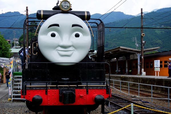 รถไฟโทมัสและเพื่อน รถไฟโทมัสและเพื่อน