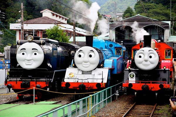 รถไฟโทมัสและเพื่อน รถไฟโทมัสและเพื่อน