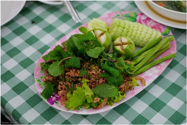ทะเลบัวแดงโคราช ทะเลบัวแดงโคราช