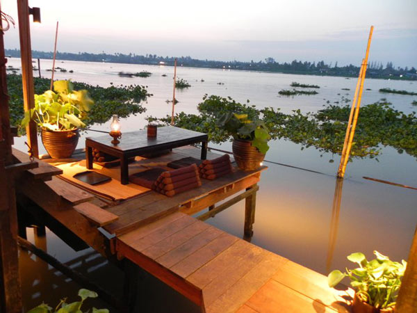 ร้านอาหารบรรยากาศโรแมนติก ใกล้กรุงเทพฯ ร้านอาหารบรรยากาศโรแมนติก ใกล้กรุงเทพฯ