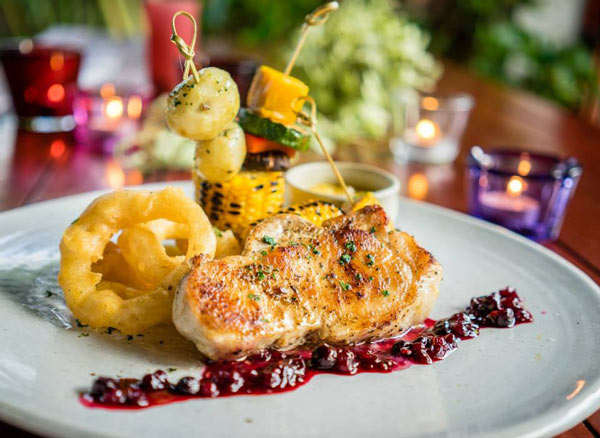 ร้านอาหารบรรยากาศโรแมนติก ใกล้กรุงเทพฯ ร้านอาหารบรรยากาศโรแมนติก ใกล้กรุงเทพฯ